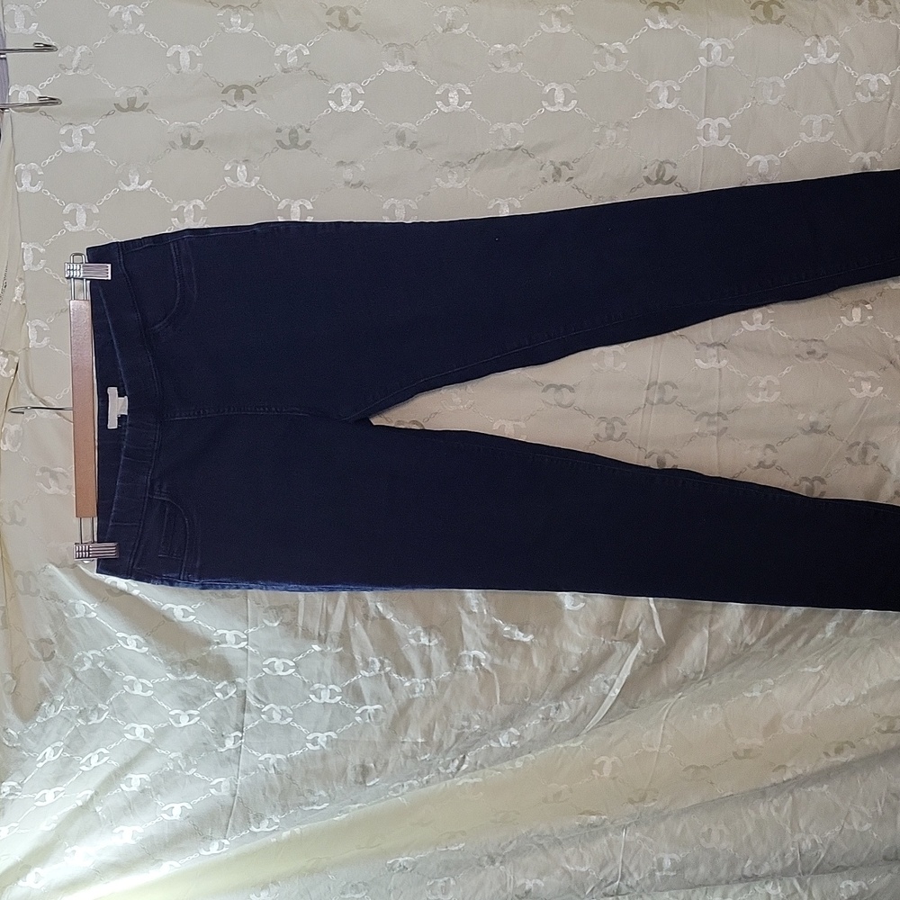 H&M, size 6, stretch ,skinny ,dark blue jeans.